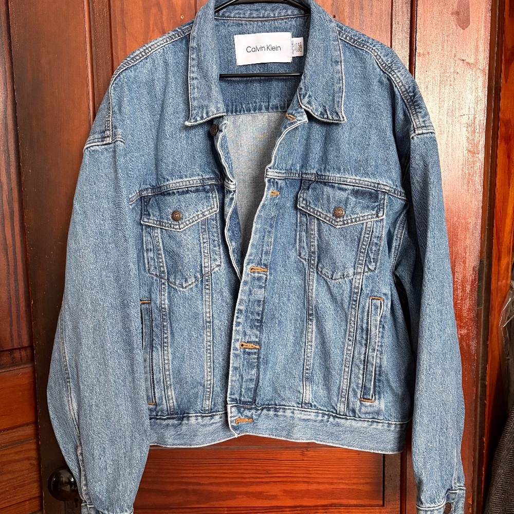 Calvin Klein light wash denim jean jacket XXL